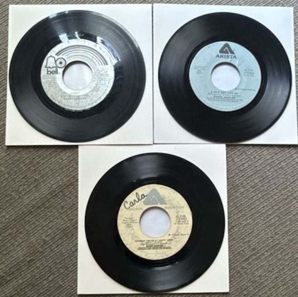 Barry Manilow Vintage 7 Inch Vinyl Record singles, lot of 6